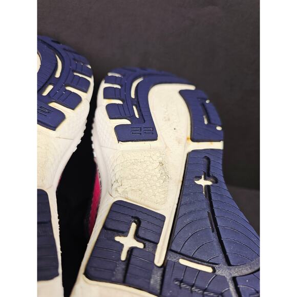 Brooks Women 8.5 Comfy footwear - Picture 9 of 10